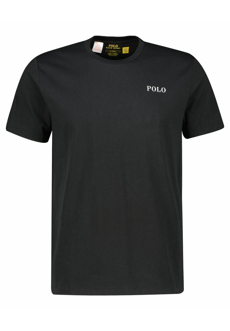 Camiseta de algodón negra de manga corta con cuello redondo y logo "POLO" en blanco en el área del pecho izquierdo. Textura suave. Diseño clásico.