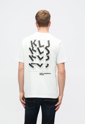 - T-shirt z nadrukiem