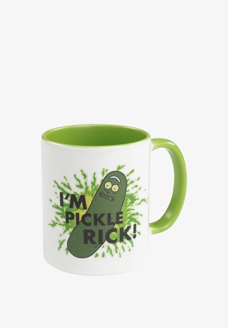 Mug in ceramica bianca con interno e manico verdi. Presenta un cetriolo cartoon con un volto e il testo "SONO PICKLE RICK!" su uno sfondo di schizzi verdi.