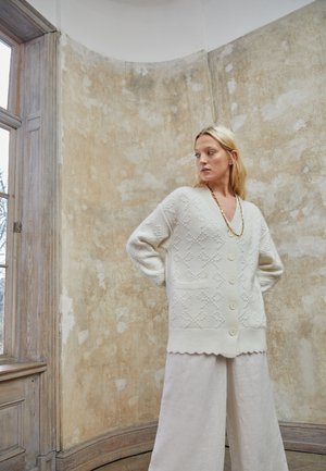 BOW STITCH LONGLINE CARDIGAN - Kardigan - champagne