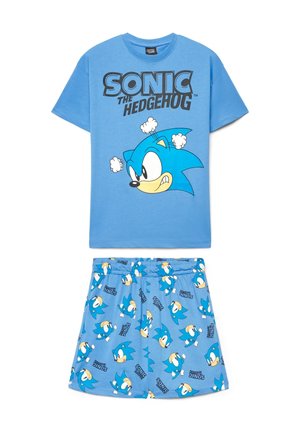 T-shirt blu di Sonic the Hedgehog con grande grafica e pantaloncini abbinati coperti da piccoli volti e loghi di Sonic.