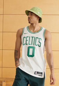 Nike Performance BOSTON CELTICS JAYLEN BROWN  - Klub merchandise - white