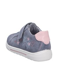 Scarpa grigia in suede per bambini con accenti rosa, fascia in Velcro, design ricamato di unicorno e cuori, e suola bianca con striscia rosa.