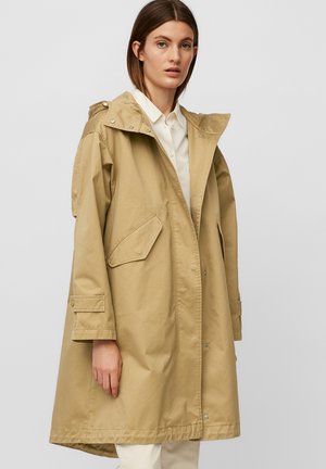 Parka - sandy beach