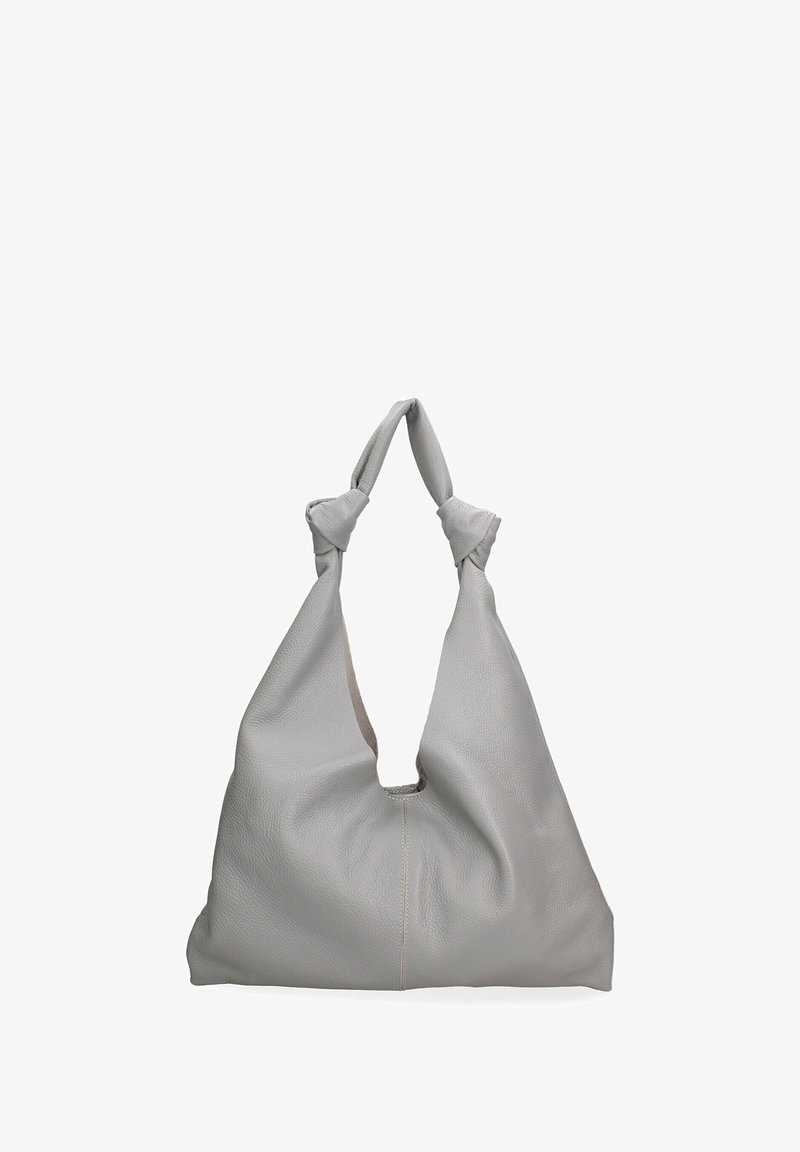 Sac hobo en cuir gris avec une poignée nouée unique et un dessus ouvert. Texture douce avec une forme souple et un détail de couture visible.