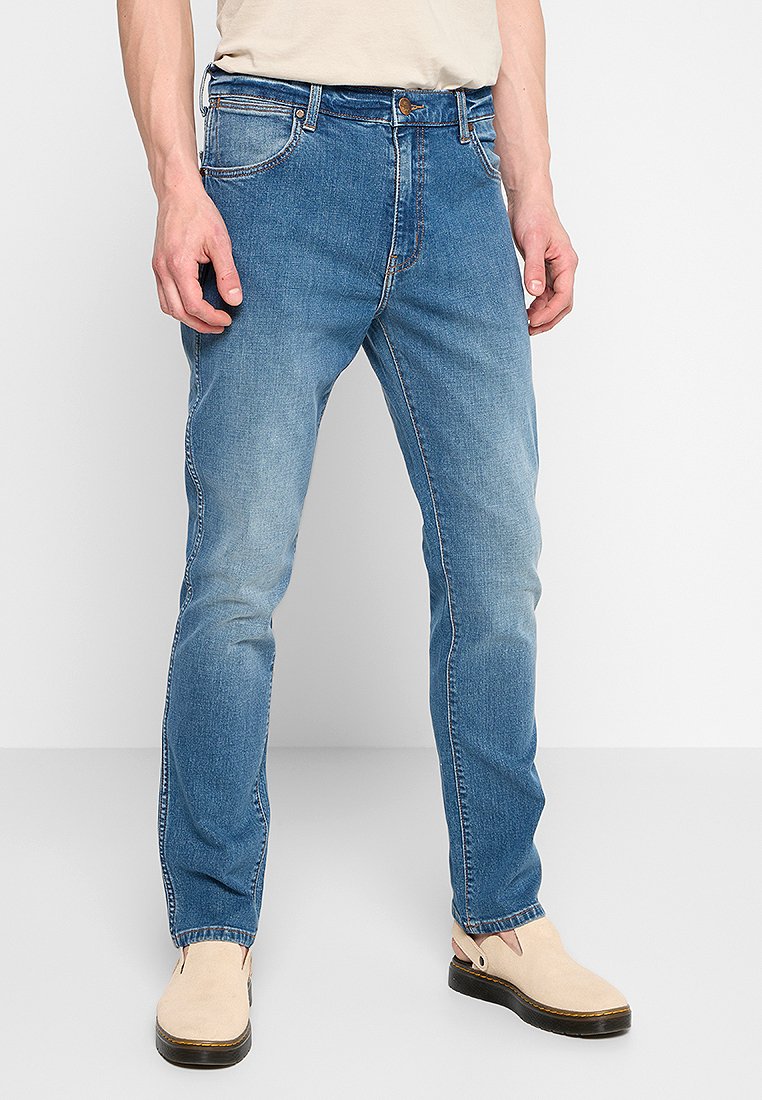 Wrangler Jeans Tapered Fit blauw Wrangler Jeans Tapered Fit blauw