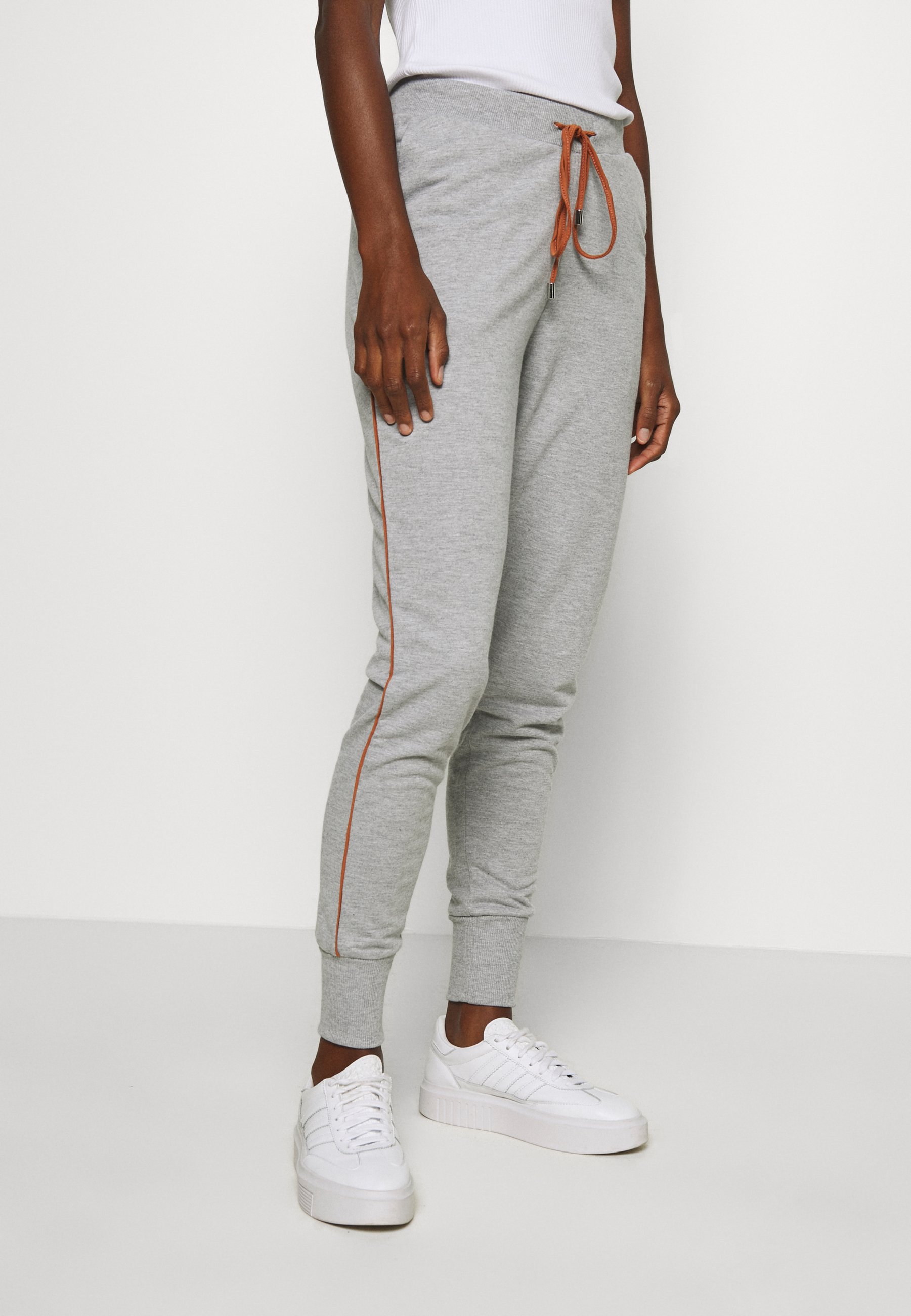 KAMARKY PANTS Joggebukse greymelange KAMARKY PANTS Joggebukse greymelange