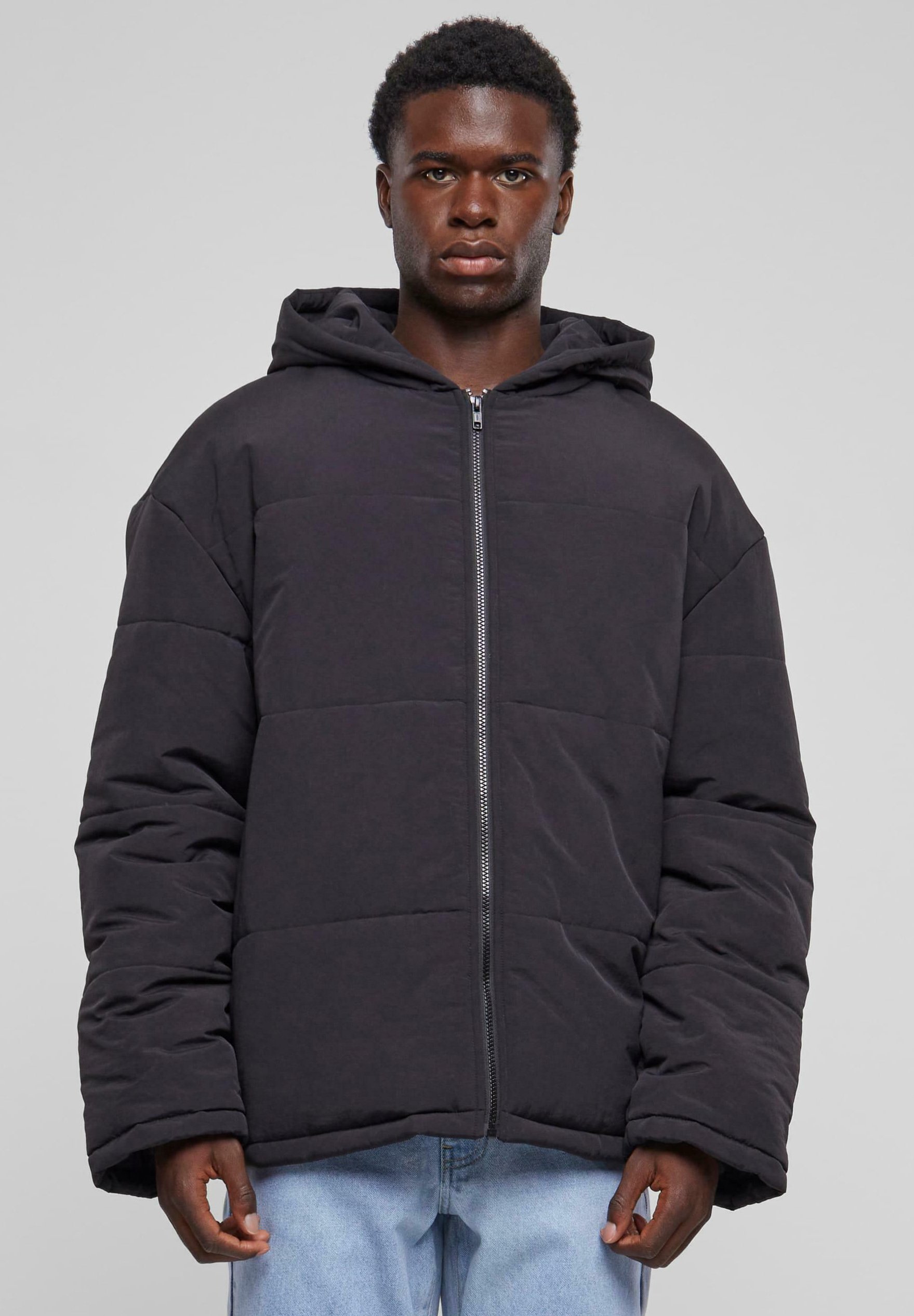 Urban Classics Heavy Hooded Jacket, Giacca Invernale Uomo Con Cappuccio Rimovibile, Oxford Resistente, Tasche 2-in-1, Taglie S-XXL