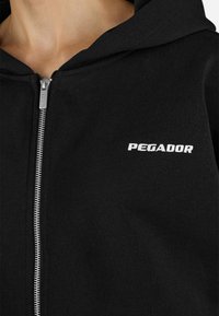 Pegador CLARITA OVERSIZED  - Felpa con zip - washed black/white