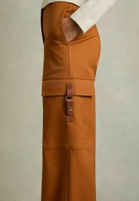 Reiss Reisitaskuhousut - rust