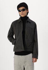 Hollister Co. THRIFTED WORKWEAR - Farmerdzseki - volcanic ash