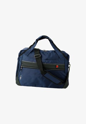 Marineblauwe en zwarte reistas met twee handvatten, een verstelbare schouderriem en een ritsvak aan de voorkant met een rood en zwart logo.