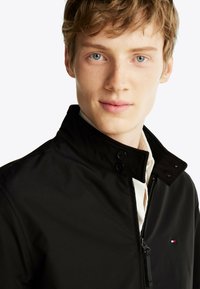 Tommy Hilfiger HARRINGTON - Bomber dzseki - black
