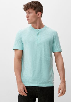 MIT HENLEYAUSSCHNITT - T-Shirt basic - helles türkis