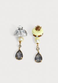 Non sélectionné, silver-coloured