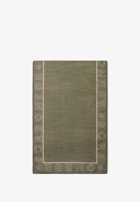 Unselected, military green