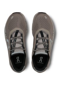 On CLOUDMONSTER - Scarpe da corsa su strada - cinder   fog