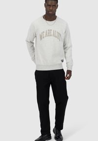 alife & kickin LEVINAK - RUNDHALS - Sweatshirt - cloudy melange