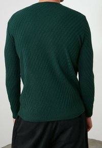 Trendyol Strickpullover - green
