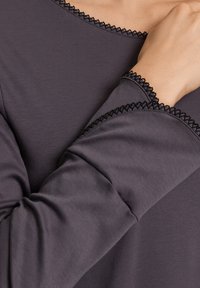 Hanro UNA - Camicia da notte - black pearl