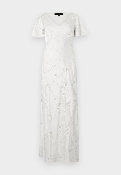 Λευκό μακρύ φόρεμα με κοντά φουσκωτά μανίκια, ντεκολτέ σε σχήμα V και λεπτή λουλουδάτη κεντητική σε όλο το ύφασμα.