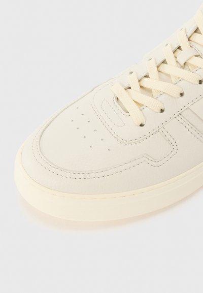 HOGAN Matalavartiset tennarit - ivory