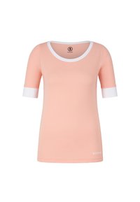 Světle růžové tričko s krátkými rukávy. Disponuje kontrastním bílým lemem kolem výstřihu a na manžetách. Jemná, hladká textura s přiléhavým střihem.