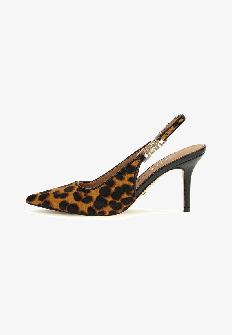 Leopardimustriga slingback-kingad, terava ninaga, tekstureeritud valevue pealmine osa, mustad aktsendid ja kitsas stiletto konts. Hõbedased detailid.