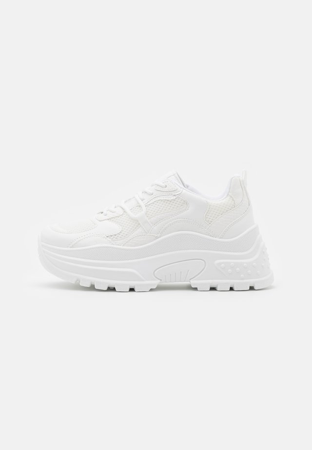 CAMMIE CHUNKY TRAINER - Sneakers laag - white