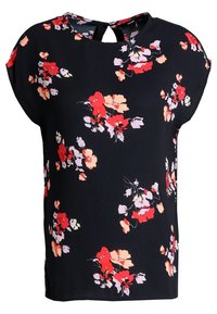 Svart kortärmad blus med blommönster i rött, rosa och cream. Har en nyckelhålsrygg och mjuk, lättviktig tyg.