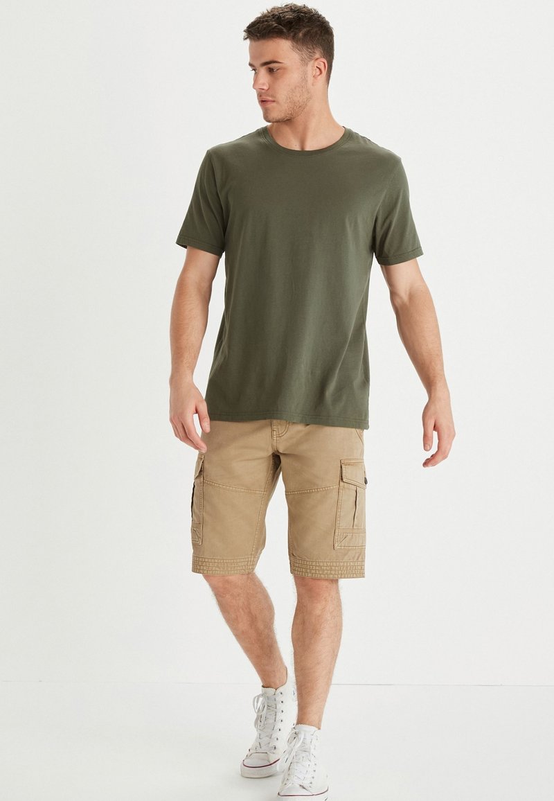 Herren Chino Shorts | Next LAUNDERED Shorts sand/ocker - OK32157 Herren Chino Shorts | Next LAUNDERED Shorts sand/ocker - OK32157