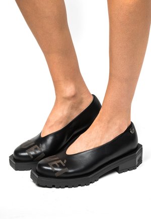 SUÈI, Scarpe senza lacci - black