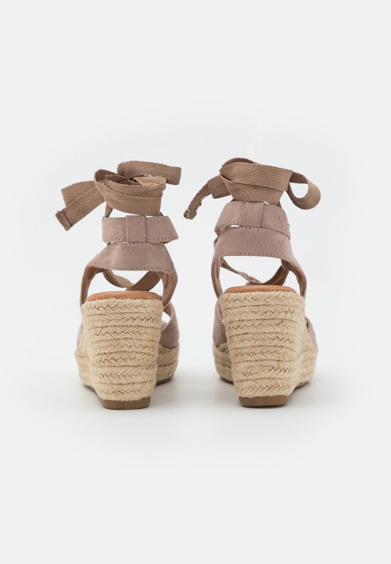 Damen Sneaker | Refresh Keilsandalette taupe - FJ88375 Damen Sneaker | Refresh Keilsandalette taupe - FJ88375