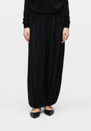 MAUDIS - Pantalones - black