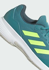 adidas Performance GAMECOURT 2 - Clay court tennissko - arctic fusion   lucid lemon   cloud white