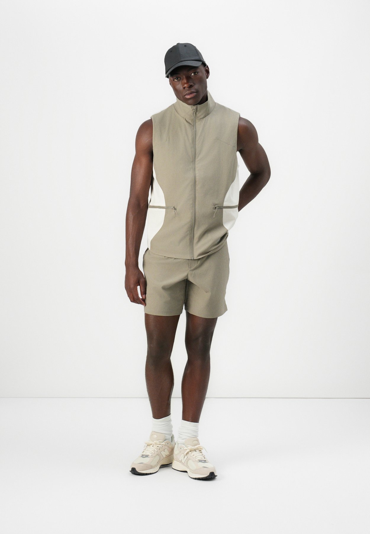 UTILITY GILET
