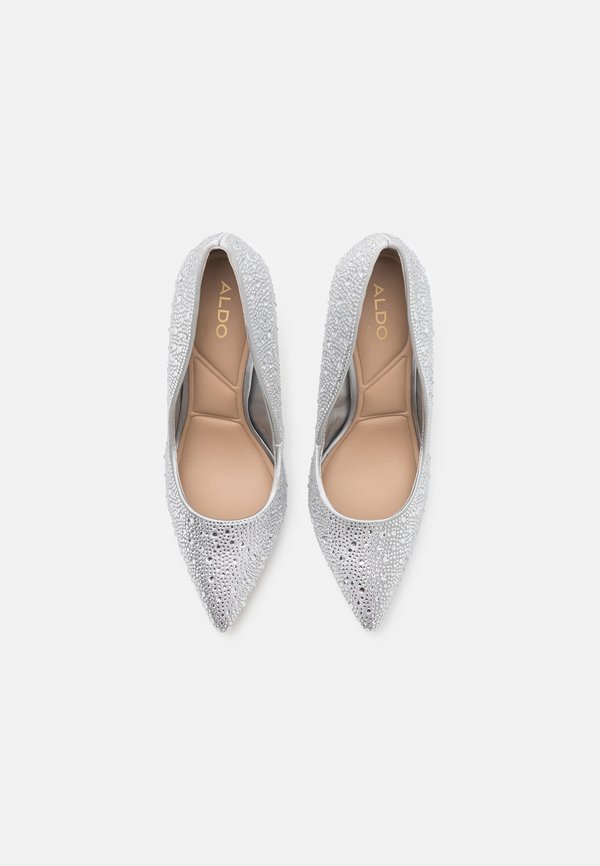 STESSY2.0 PILLOW WALK - Classic heels - silver3