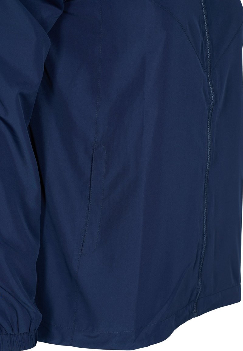 Damen Leichte Jacken | Zizzi JUSTERBAR BUND Übergangsjacke navy blazer/dunkelblau - DO09030 Damen Leichte Jacken | Zizzi JUSTERBAR BUND Übergangsjacke navy blazer/dunkelblau - DO09030