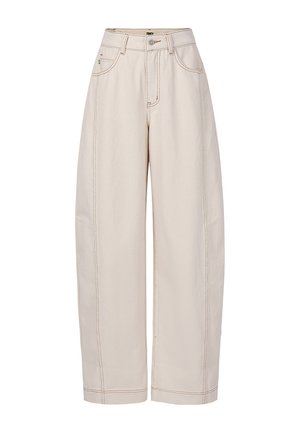 Hoge taille beige wijdlopende broeken met voorzakken, zichtbare bruine stiksels, riemlussen en knoopsluiting.