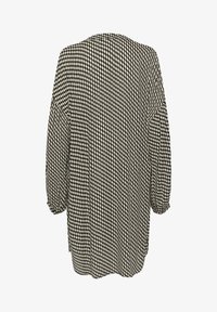 Non sélectionné, black white wavy print