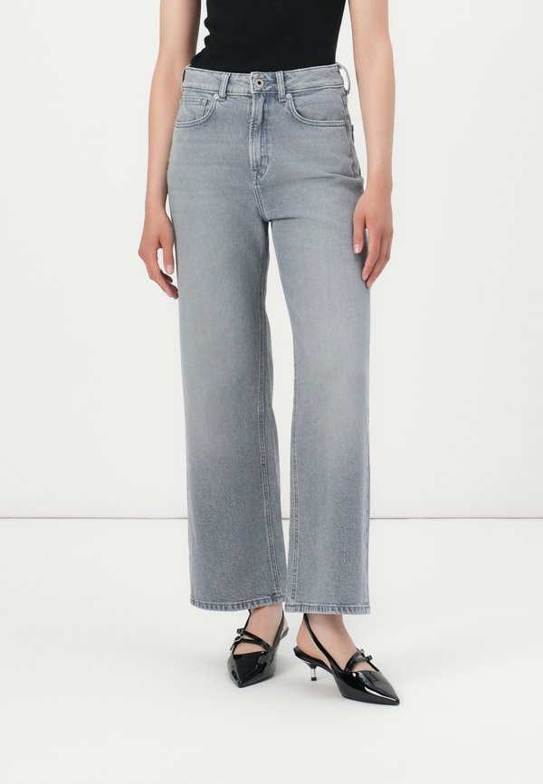 LEXA - Straight leg jeans