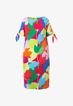Šaty délky po kolena s krátkými rukávy svázanými na manžetách, s barevným abstraktním květinovým vzorem v červené, zelené, modré, žluté a růžové barvě.