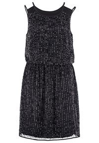 Czarna sukienka bez rękawów z dopasowanym wcięciem w talii. Materiał ozdobiony jest pionowymi srebrnymi koralikami, co nadaje jej fakturowany wygląd. Lekka i zwiewna.