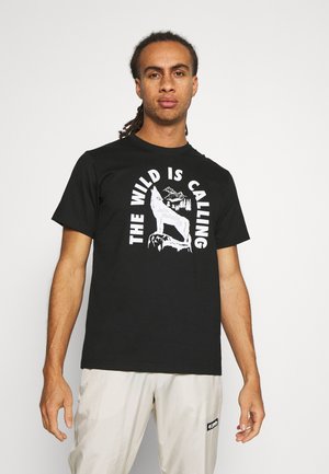 WILD CALLING - T-shirt z nadrukiem - black/white