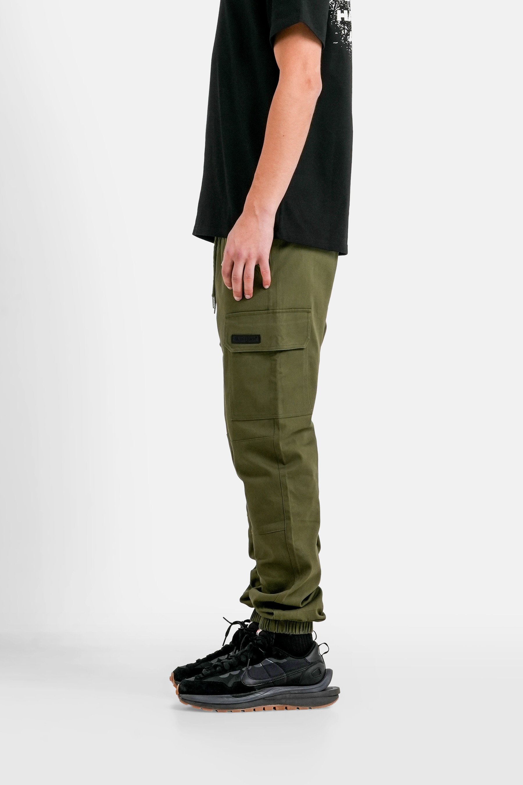 Sixth June Cargo trousers - kaki/green - Zalando