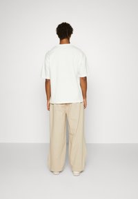 LOW LIGHTS STUDIOS® Broek - beige