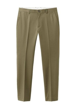 Chinosy w kolorze oliwkowej zieleni o dopasowanym kroju, z szlufkami na pasek, przednim zapięciem na guziki i zamek oraz bocznymi kieszeniami, przedstawione na białym tle.