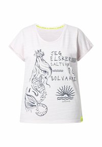 Helles rosa T-Shirt mit kurzen Ärmeln, das ein blaues Meerjungfrauen-Motiv und Text zeigt. Weicher, strukturierten Stoff mit einem Rundhalsausschnitt und neonfarbenen Akzenten.