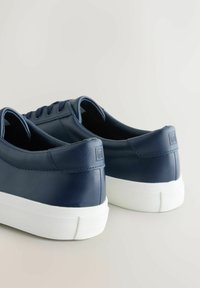 Next - Sneakersy niskie