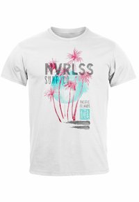 Weißes Baumwoll-T-Shirt mit einem Grafikdesign von pinken Palmen und einem blauen Kreis, mit dem Text "NVRLSS SURF CO" und "PACIFIC ISLANDS" in Grau und Türkis.